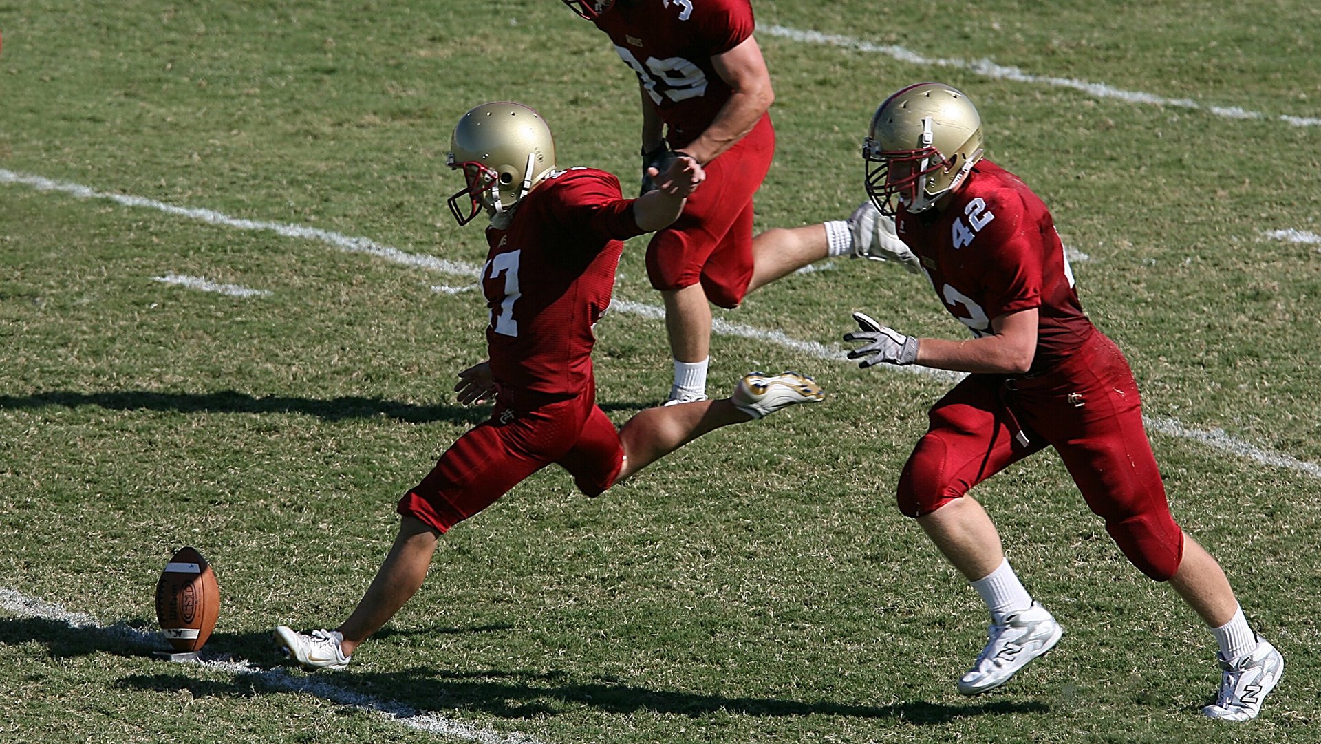巴黎圣日耳曼继续稳居积分榜首，豪取多场胜利